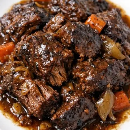 slow cooker beef bourguignon recipe